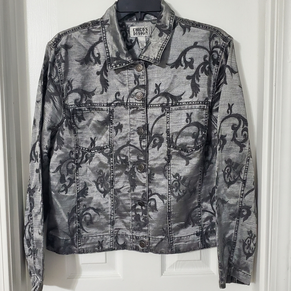NWT Chicos silver grey jacket sz 1